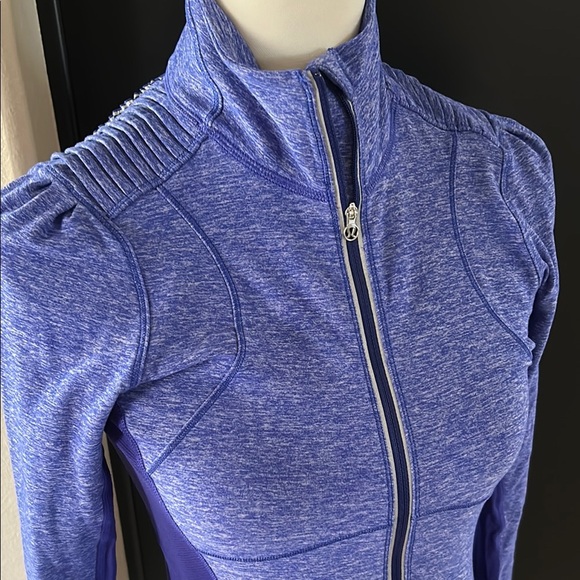 Lululemon Rin Inspire Half Zip - Picture 2 of 9